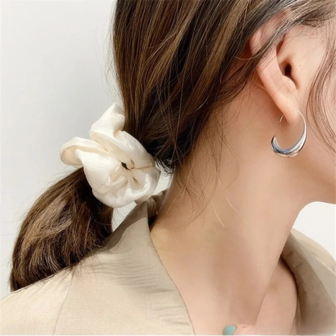 シルヴェラ | ラグジュアリーなイヤリング