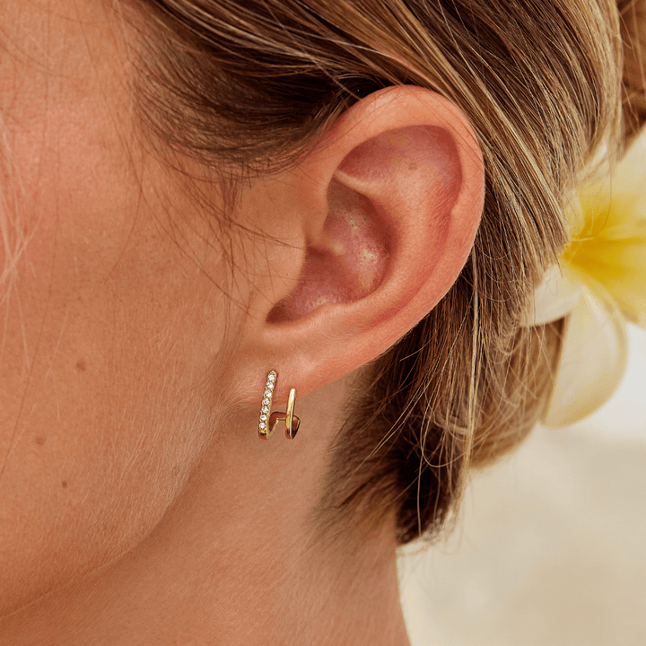 クロースパークリングピアス