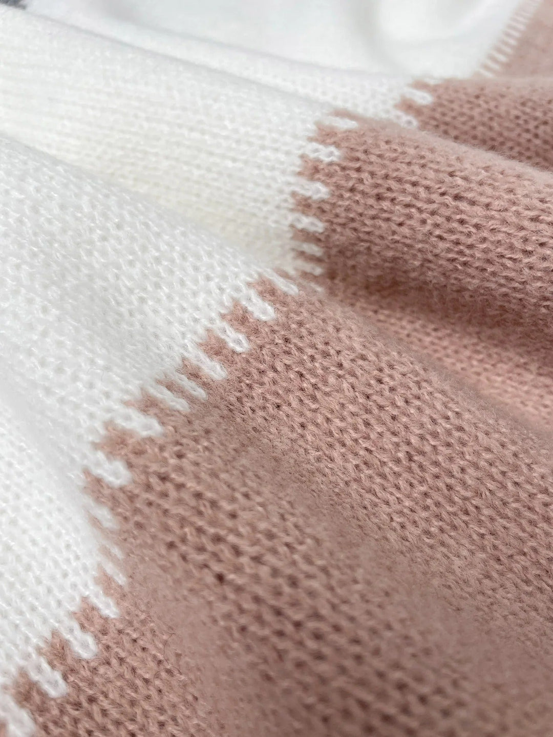 Lela™ | ヒョウ柄セーター