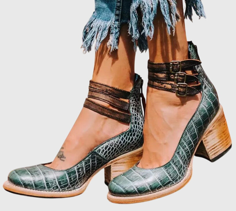 ニナ™ | エレガントで快適なサンダル