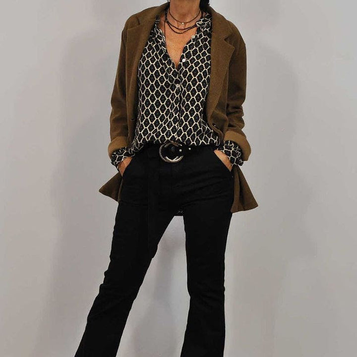 Geertje - Vネックリラックスミディシャツ