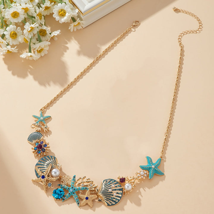 オーシャンジェムブローチ - 輝く海の優雅さ