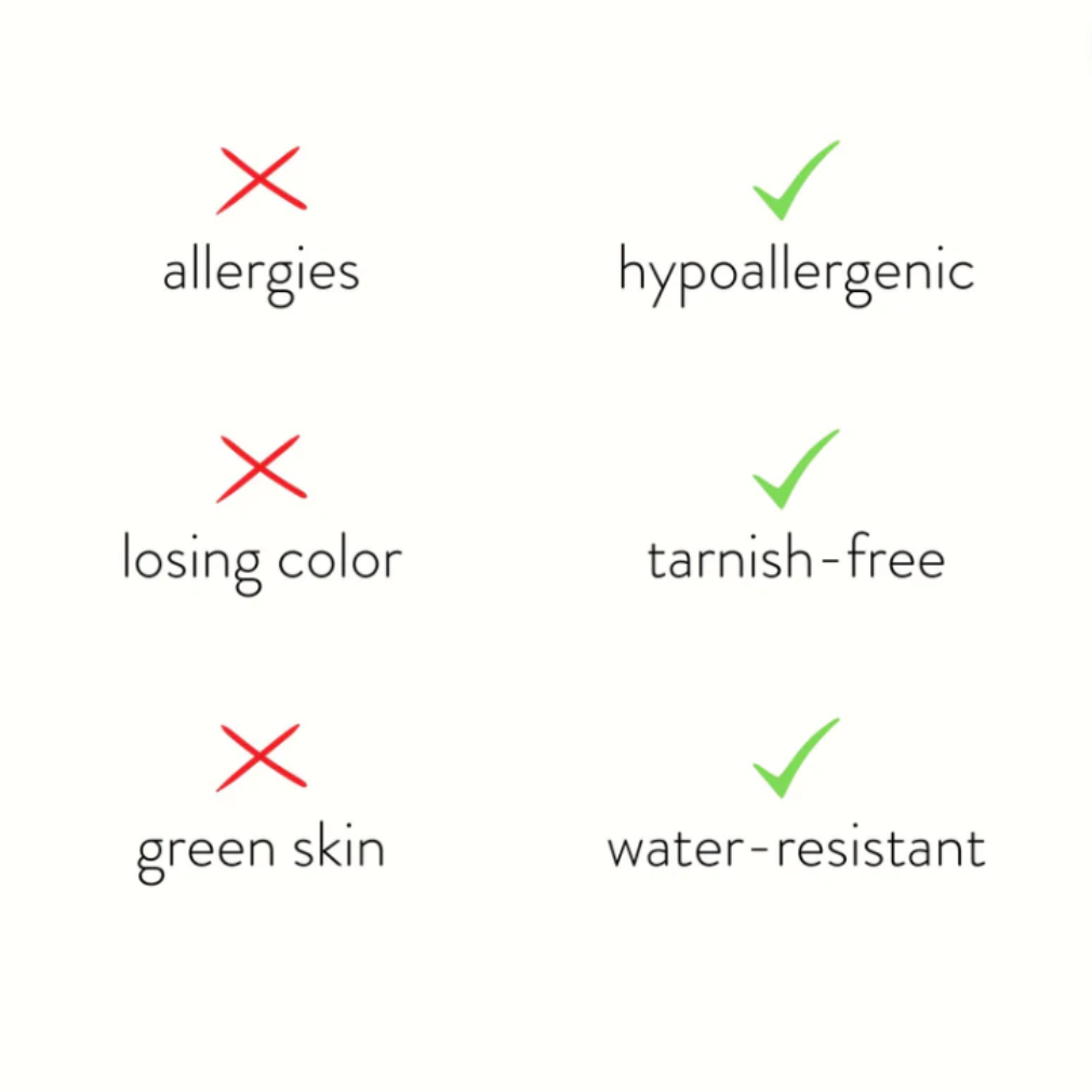 クロースパークリングピアス