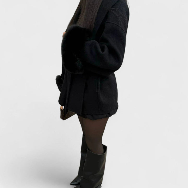 ウールキャット – ファー付きエレガントコート