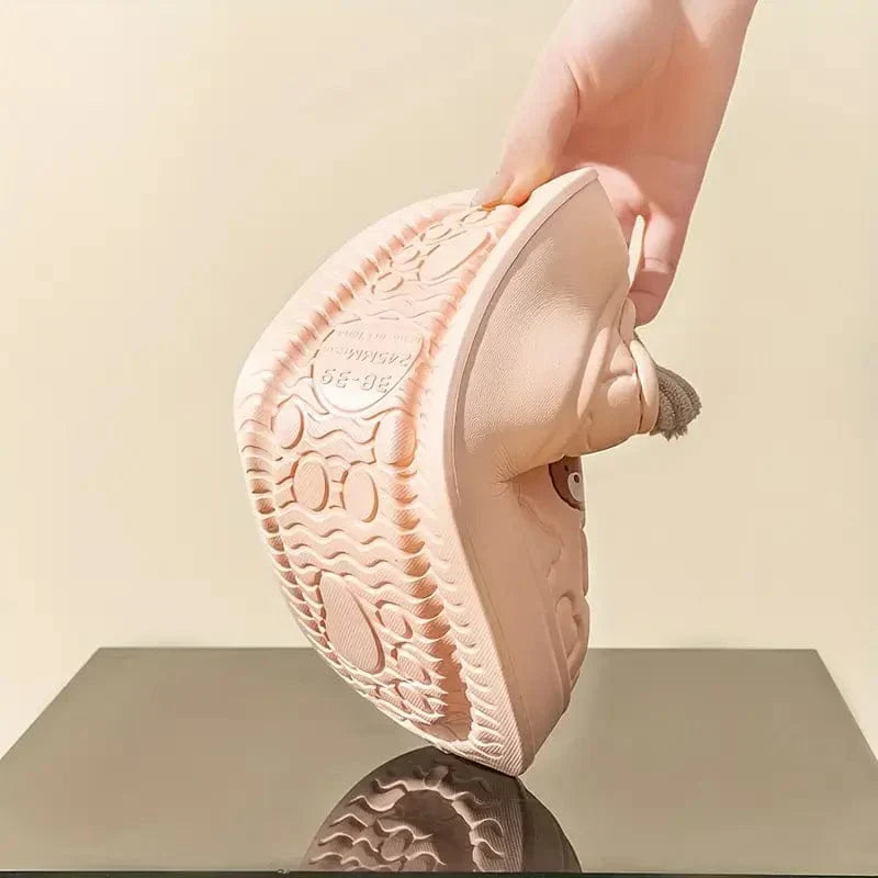 イルバニア - 裏地が豪華な防水スリッパ