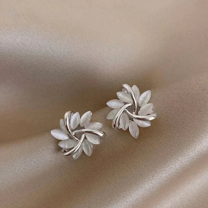 オパリン | オパールペタルスタッド イヤリング