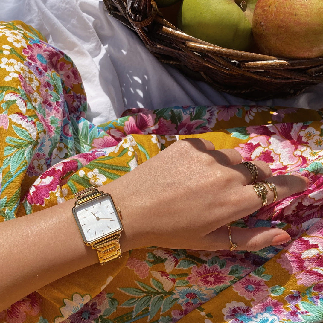 ラ・テトラゴンウォッチ スチール、ホワイトパール、ゴールドカラー