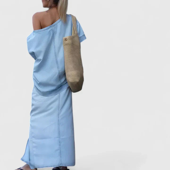 アヴァリーン | エレガントマキシスカートコーデ